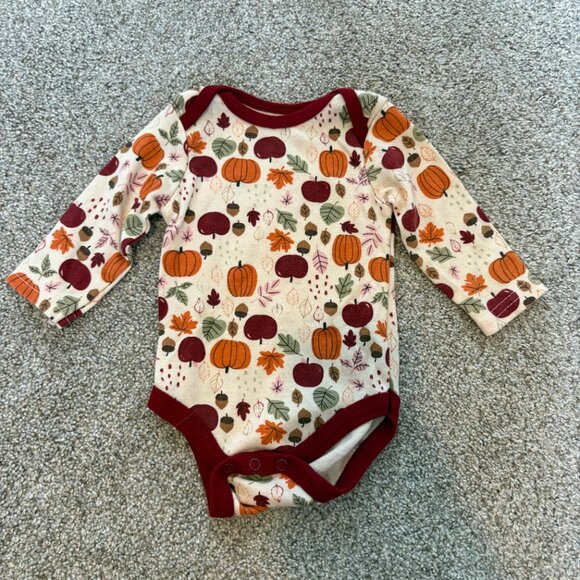 Fall Chick Pea Long Sleeve Body Suit 0-3 months Leaves Pumpkins Apple - Picture 2 of 7